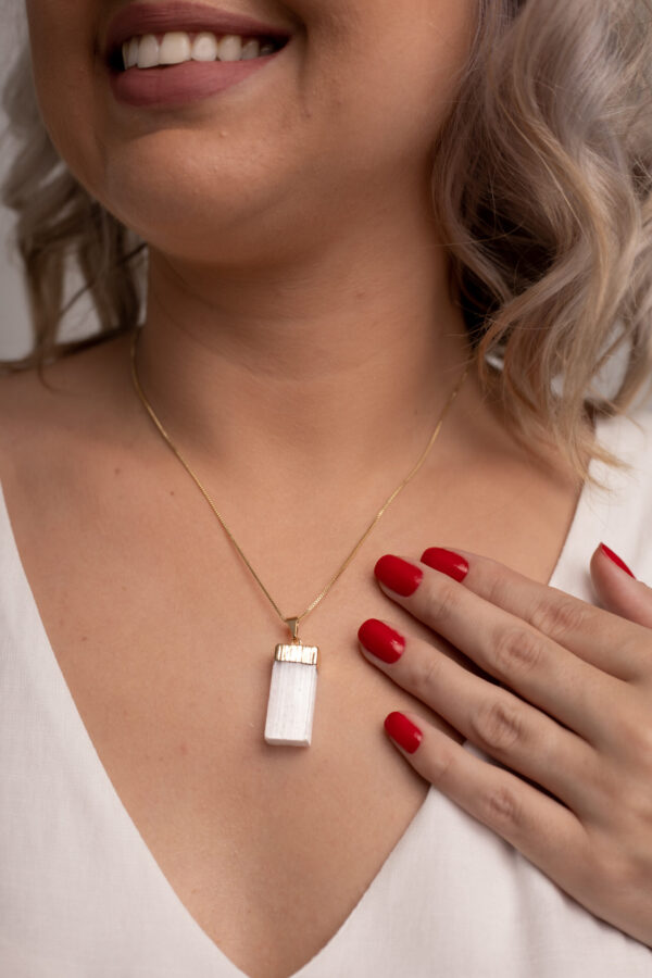 Colar Purificação com Selenita Bruta folheado em ouro 18k