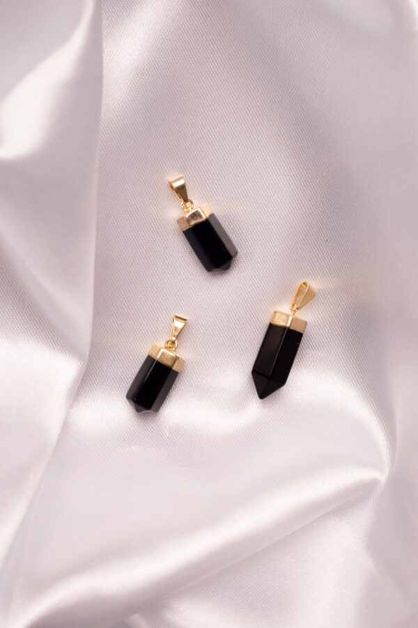 Pingente Ponta de Obsidiana Negra dourado