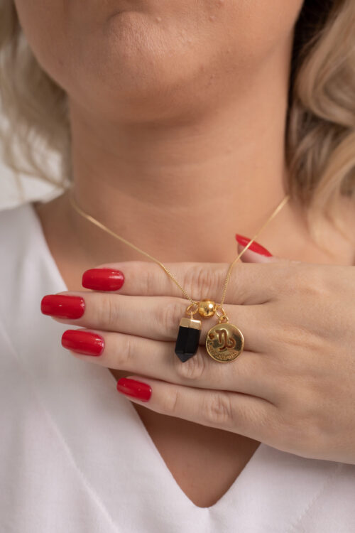 Colar folheado em ouro 18k Signo de Capricórnio - Obsidiana