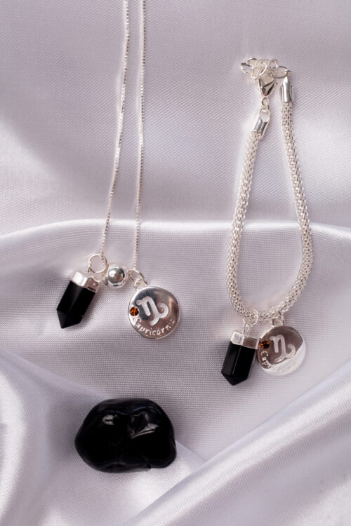 Kit 2 Peças Signo de Capricórnio - Pulseira + Colar Obsidiana folheado em prata