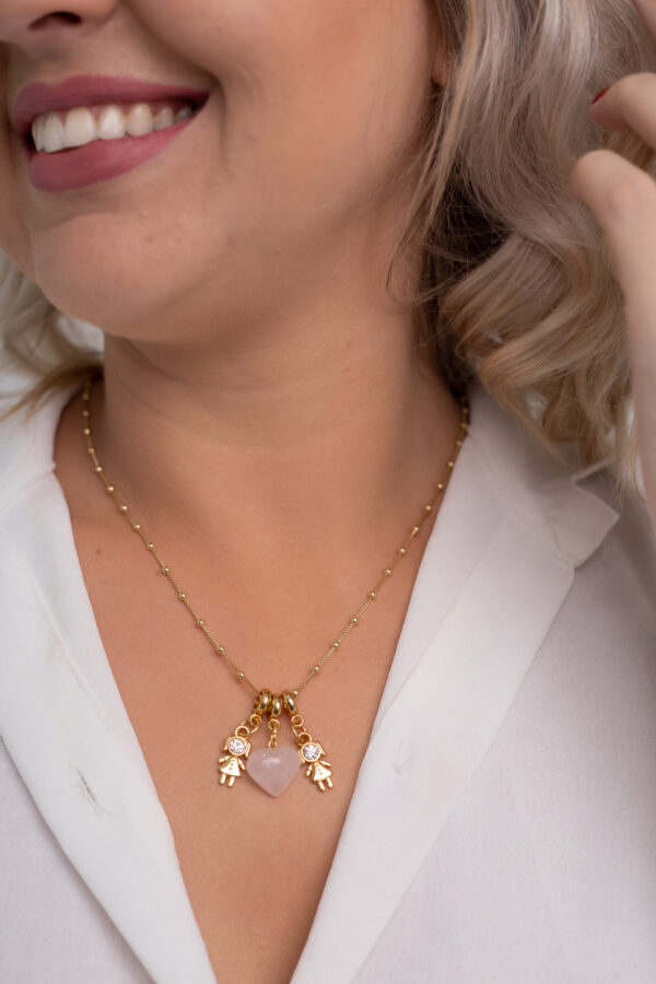 Colar Coleção Amor de Mãe Quartzo Rosa + 2 Meninas folheado em ouro 18k - Imagem 2