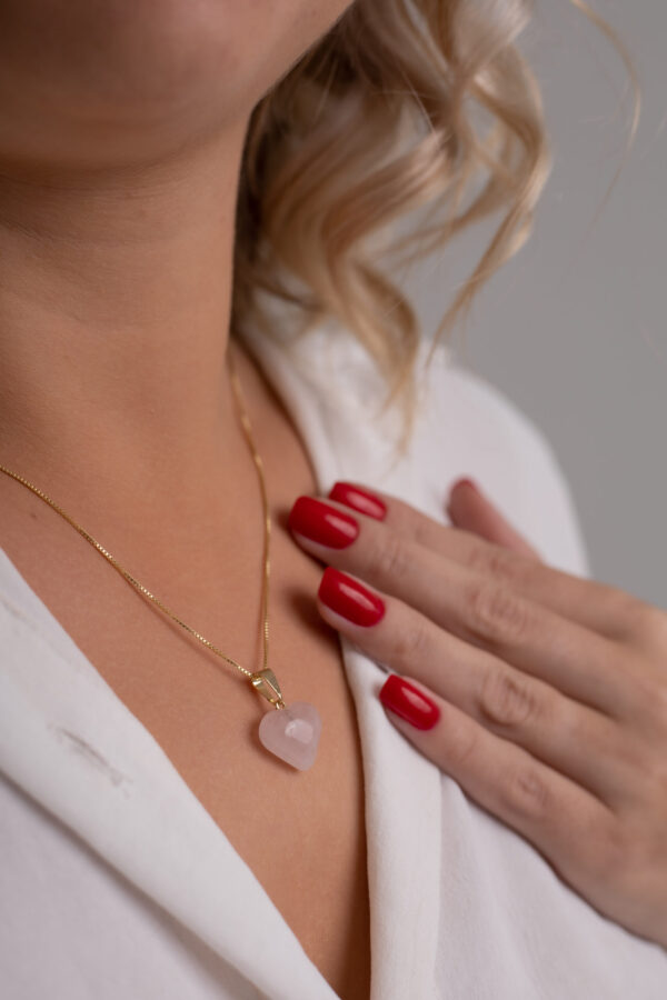 Colar 18k Amor com Quartzo Rosa em Coração P folheado em ouro 18k - Imagem 3