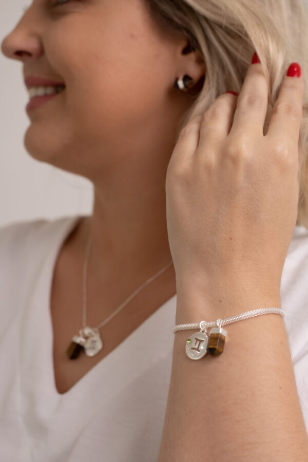 Kit 2 Peças Signo de Gêmeos - Pulseira + Colar Olho de Tigre folheado em prata - Imagem 3