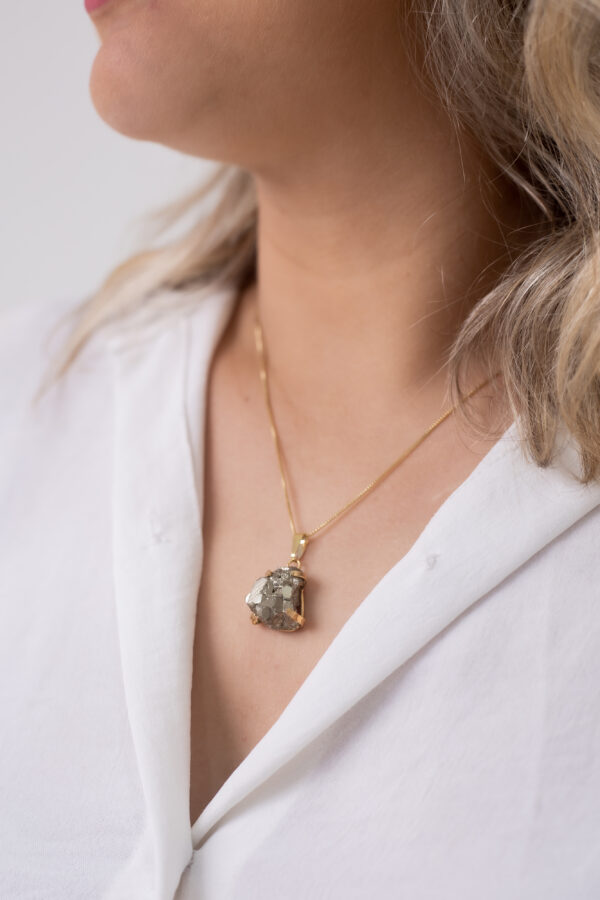 Colar Pirita folheado em ouro 18k - Imagem 2